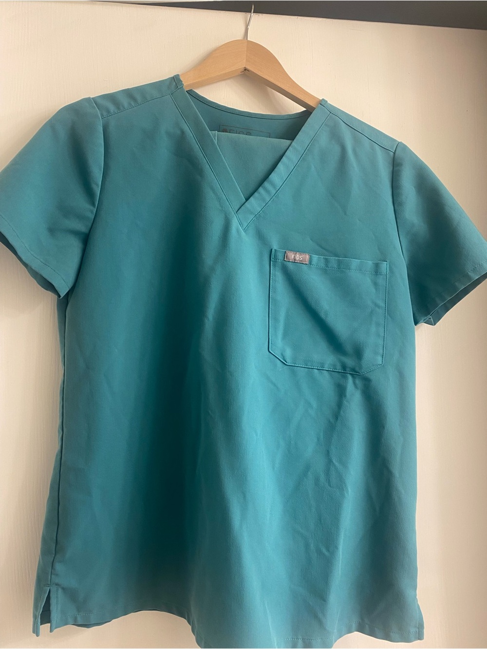FIGS Cactus/Surgical Green Scrub Set with Lime Drawstring Detail